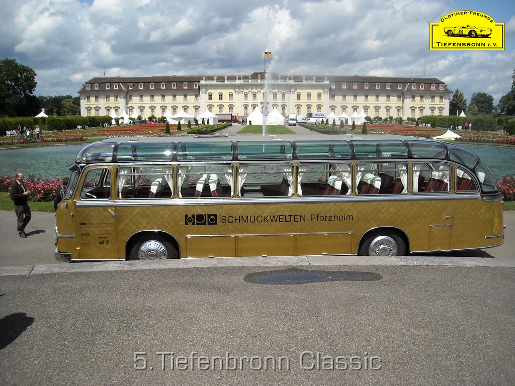 Oldtimerbus_Goldstadt_.jpg