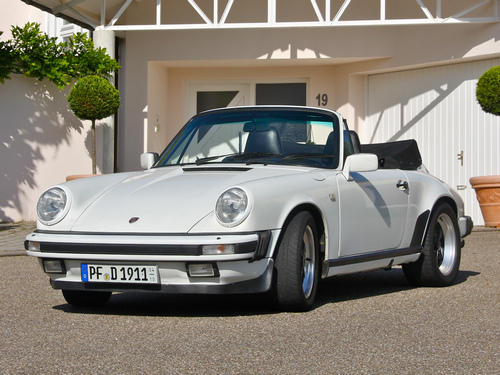 Porsche Carrera Cabriolet